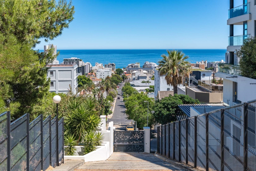 2 Bedroom Property for Sale in Fresnaye Western Cape